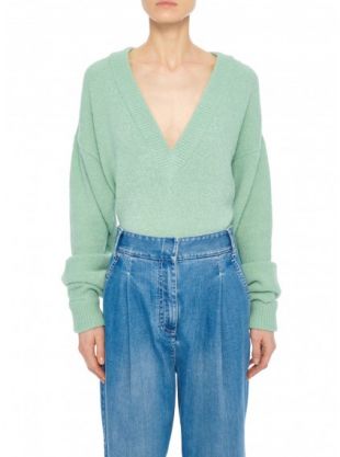 Airy Alpaca V Neck Pullover