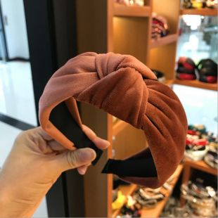€ 2.38 11% de réduction|Boutique cheveux accessoires femmes velours milieu noué large côté bandeau mode sauvage bandeau lavage sport cheveux bande chapeaux in Cheveux Accessoires from Accessoires de vêtements on Aliexpress.com | Alibaba Group