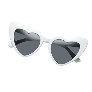 AOLVO Lunettes de Soleil en Forme de cœur, rétro Mignon Plastique léger Cadre Eyewear HD Miroir pour Femme/Fille UV400 Noir, C3, Taille Unique
