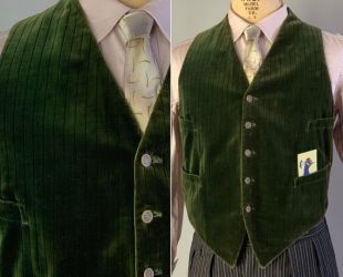 Veste pour hommes distingués des années 1920 (fr) Vintage 20s Arsenic Green Striped Silk Velvet Formal Waistcoat w/ Pockets by "Joseph Yeska" Taille 42 Grande