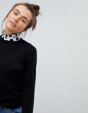 Ruffle Neck Polka Dot Bib