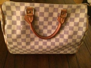 Grey and White Checked Pattern