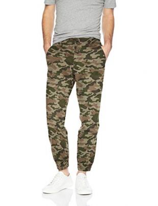 Amazon Essentials Men's Straight-Fit Jogger Pant, Green Camo, Small