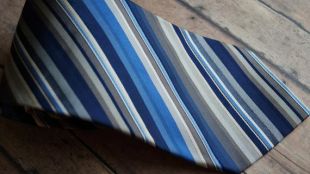 Cravate Homme Bleu Foncé / Marine - 100% en Soie