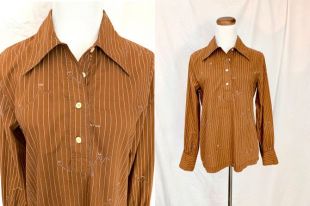 Amazing 70s Graph Shirt, Vintage 1970s MATH Graph, Brown with white Print, Half Button-down Blouse, Made in Hong Kong, Size Small / Medium