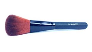 MAC 150 Brush Large powder Brush
