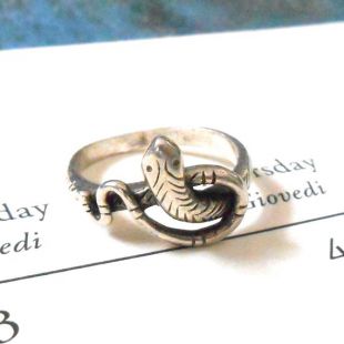 Vintage bague serpent en argent Sterling - taille 6 1/2, anneau de serpent enroulé, serpent Bypass anneau, bague serpent Sterling, bague Serpent en argent, signée 925