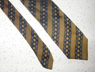 Vintage Kenzo cravate dorée Cravate marron rayé de bleu cravate cravate en soie imprimé floral en Italie hipster MOD classique cravate avec des rayures