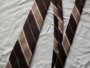 Vintage • Mens Leonardo beige Tan marron et bleu clair rayé rayure cravate | Col cravate accessoires gentleman Gentlemen | Usa