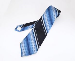1970s Disco Era Wide Men's Necktie Vintage Blue - White Polyester Striped Tie par Monsieur Cravatieur