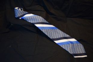 Vintage des années 1970 l’homme Boutique JCPenny rayé et géométrique motif cravates col cravate