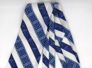 Vintage des années 1970 blanc large cravate en soie Polyester avec motif bleu rayé
