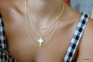 Colliers en couches, couche collier breloque, collier médaillon, Cross Charm Necklace, superposition Collier Pendentif Croix, collier multi chaine