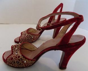Vintage 30s 40s Red Velvet Shoes Open Toe Ankle Strap High Heels Pearlstones Lin-Debs 7 1/2