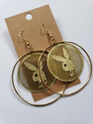 Boucles d'oreilles Rabbit Gold Hoop- Large Hoop Gold Rabbit Earrings- Gold Disk Dangle Earrings- Black Diamond Eye White Rabbit- Wonderland Earrings