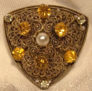 Broche géométrique vintage en forme de diamant avec strass orange - M28 - France