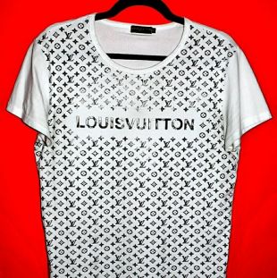 The white t-shirt Louis Vuitton printed multicolor Cœur de pirate
