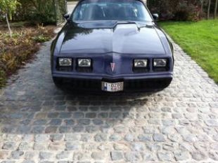 PONTIAC FIREBIRD TRANS AM