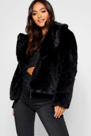 Boohoo - Petite Luxe Faux Fur Coat