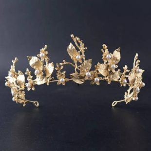 Gold Boho Floral Tiara, Golden Leaves and Flowers Diadem with Pearls, Vintage Baroque Gold Bridal Tiara