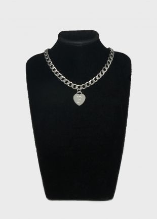 Bold Chain Heart F Choker Necklace