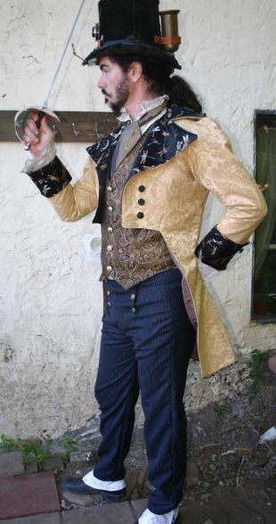 Or tapisserie et brocart de soie Steampunk Français mariage Cutaway redingote, gilet, pantalon, chemise froufrous et Cravat