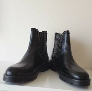 Black Flat Leather Boots