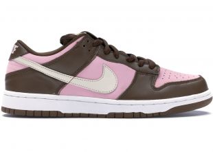 Nike Dunk SB Low Stussy Cherry