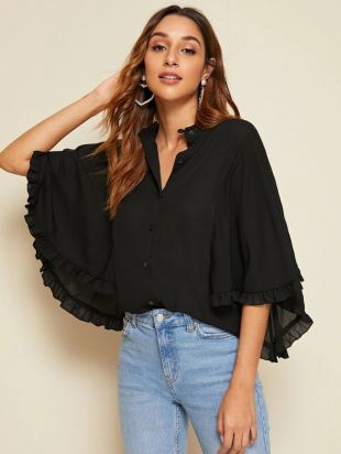 Blouse à col froncé avec manches cape
