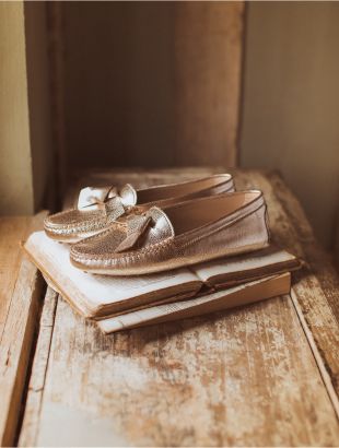 mocassins bobbies