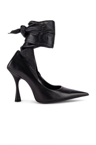 Knife Wrap Around Pumps in Black