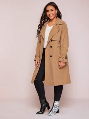 Trench ceinturé avec boutons