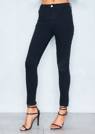 missy empire - Penny Black Distressed Knee Skinny Jeans