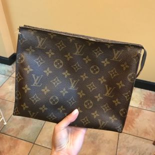 Louis Vuitton Pouch Toiletry Monogram 26 of Katerina Themis on the  Instagram account @katerina_themis