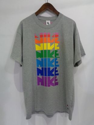 nike rainbow tee