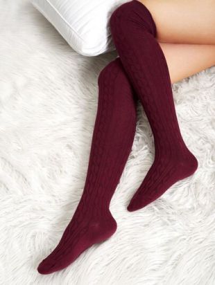 Sock Above The Knees Of Ailee On The Account Instagram Of Aileeonline Spotern