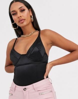 Public Desire - Body structuré en satin | ASOS