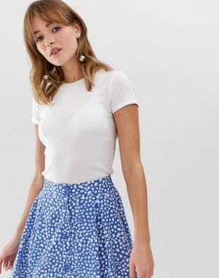 Monki - T-shirt ras de cou côtelé - Blanc