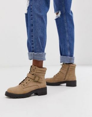 New Look - Bottines plates style randonnée - Marron | ASOS