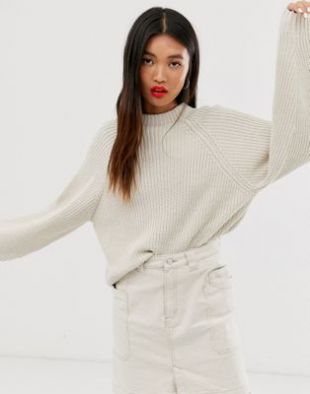 Ribbed crew neck oversized sweater in off white