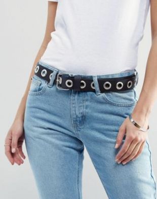 Leather Jeans Eyelet Belt in Black