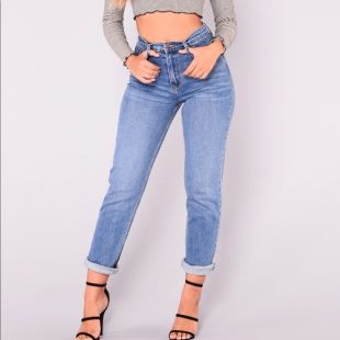 Den­im Jeans Medi­um