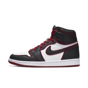 Air Jordan 1 Retro Sneakers