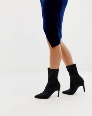 Heel  Boot In Black