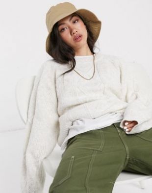 Weekday - Renee - Pull côtelé à motifs - Blanc cassé | ASOS