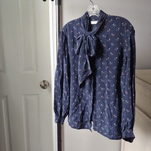 Liz Claiborne dog print neck tie blouse