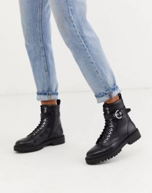 Pimkie - Bottines lacées à grosse semelle - Noir | ASOS