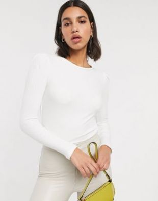 Stradivarius - Top côtelé à manches bouffantes - Blanc | ASOS