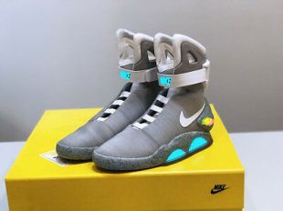 NIKE AIR MAG BACK TO THE FUTURE
