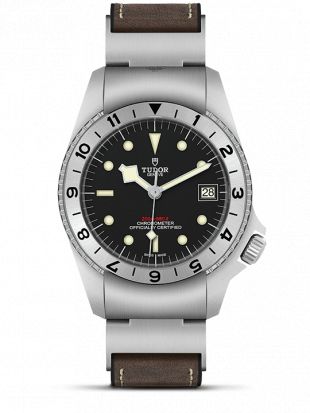 Montre de plongÃ©e suisse TUDOR Black Bay P01 - m70150-0001